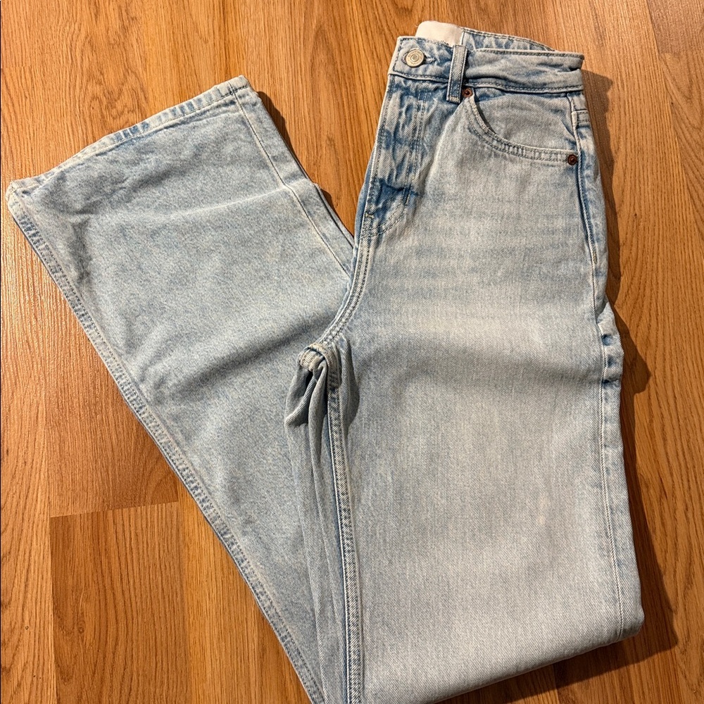 Reformation Light Blue High Rise Jeans - Picture 8 of 11